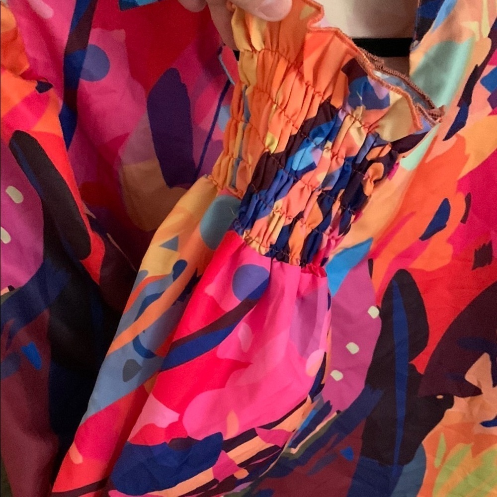 Chrome Red and Blue Graphic Long Sleeve Blouse - Picture 3 of 7